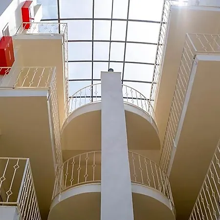 Azalia Garden Hotel